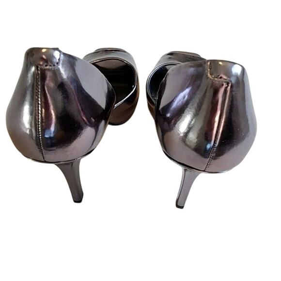 Jessica Simpson Women's Metallic Peep Toe Heels - Picture 3 of 4